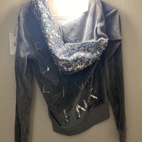 Sold out Rare Limited Edition Victoria Secret Fashion show 2013 brand new - Picture 9 of 14